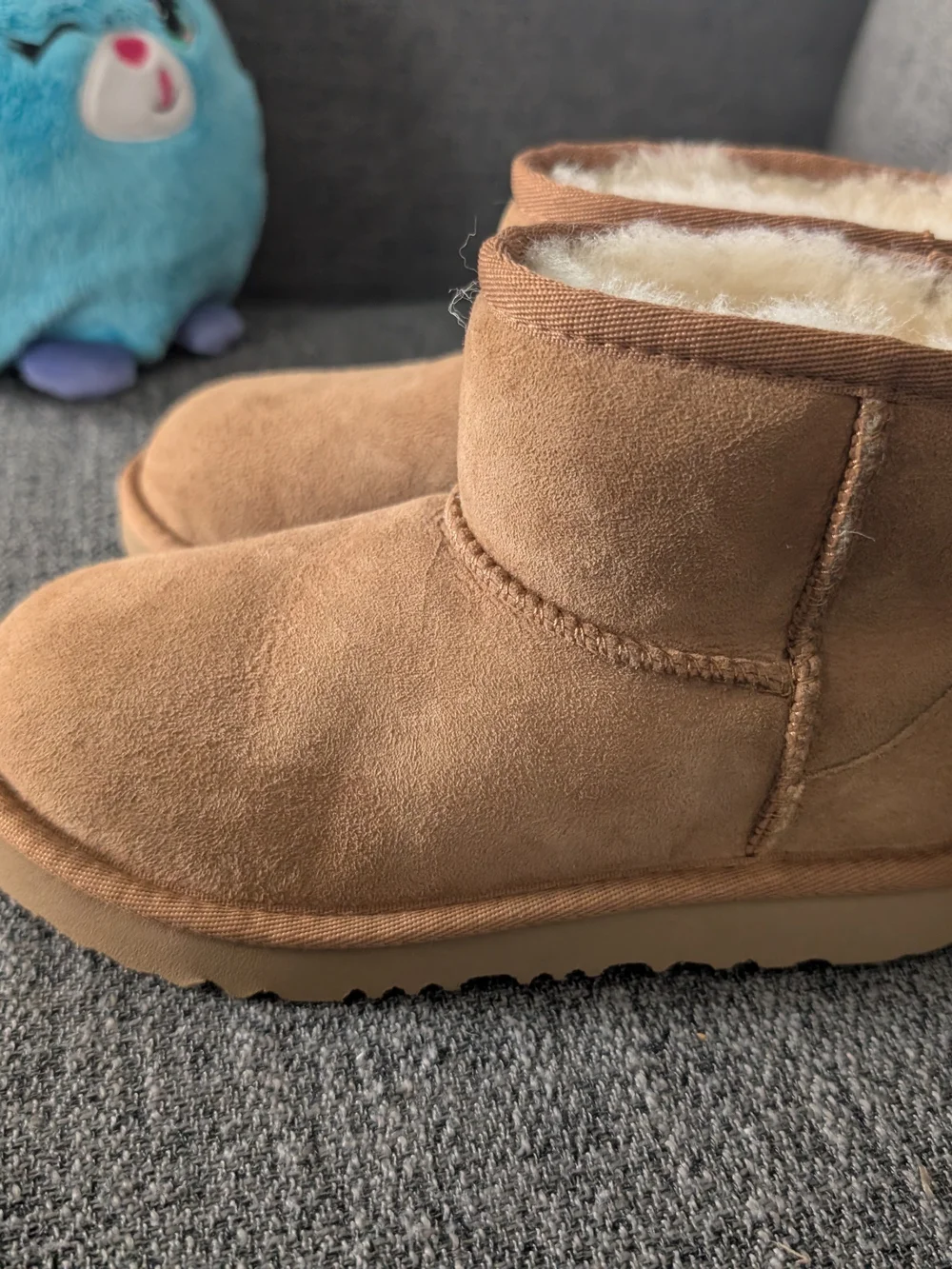 UGG Kids Chestnut Suede Classic Short Boot